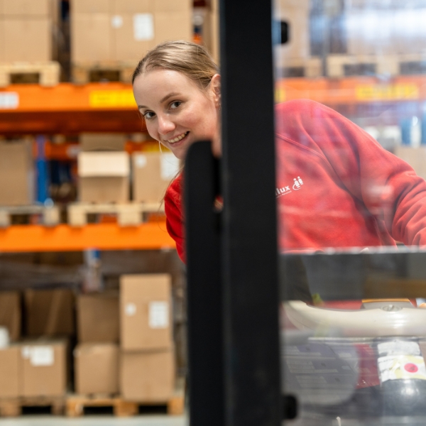 Kierowca w&oacute;zka widłowego bocznego 