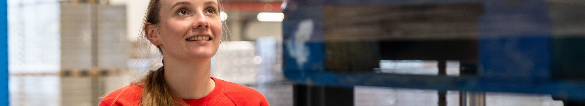 Operator w&oacute;zka widłowego typu reach 