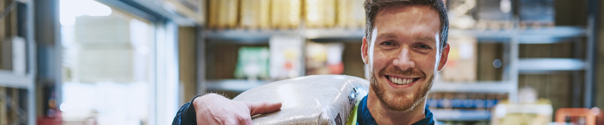 Loading/unloading employee